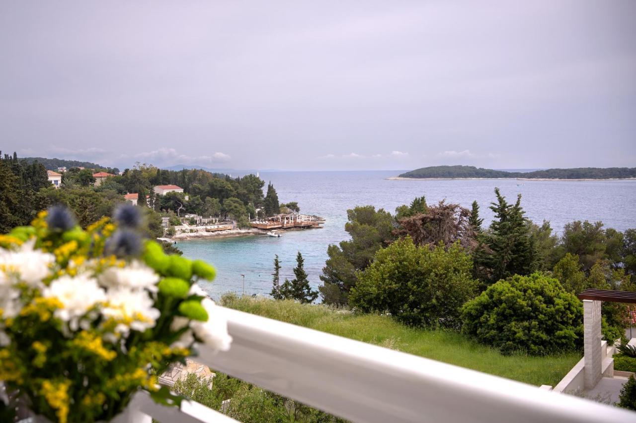 Feelhvar Along Bluelagoon Beach Hvar Town Esterno foto